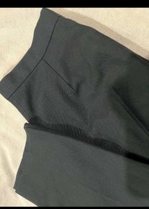 Chic Black Women&#39;s Trousers