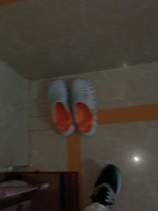 Crocs UK 10