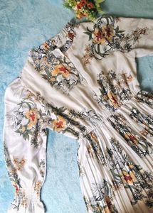 Pretty White Dress🤍💐
