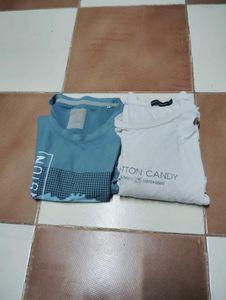 T-Shirt Bundle blue t-shirt size:m and white:XL