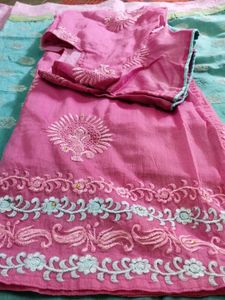 Hi Friends👭👬 Chanderi Sillk Dupatta And Embroidery Top Dupatta Is Awesome. If U Want U Can Buy Only Dupatta Also
