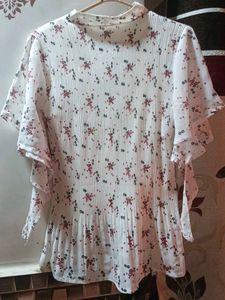 Floral Print V-Neck Top