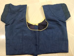 Shiny Deginer Saree With Blouse