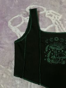 Mushroom Moon black Crop Top