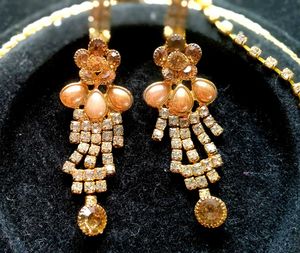 Elegant Gold-tone Jewelry Set