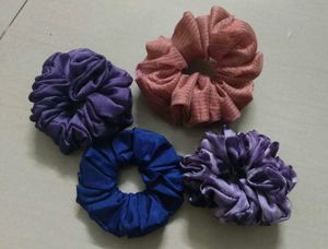 Scrunchies set