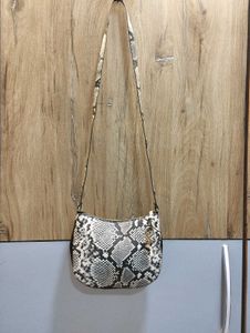 Stylish Crossbody Bag