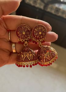 Jewellery Bundle - Earrings, Necklace