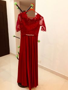 RED   ELAGENT GOWN