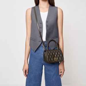 CHARLES &amp; KEITH Iva Boxy Top Handle Bag