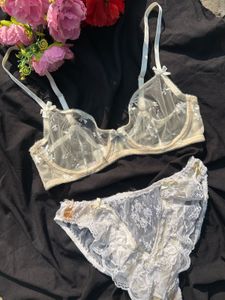 Lace Lingerie Set