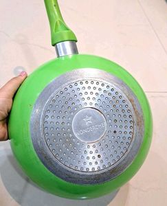 Wonderchef Non-stick Kadhai.Make Offer!