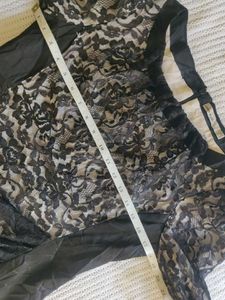 Elegant Black Lace Party Dress