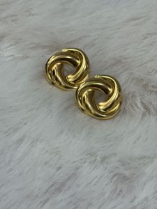 ✨ Golden Twist Luxe Studs