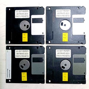 Set Of 4 Vintage Floppy Disk With Box