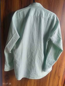 Men&#39;s Light Green Shirt