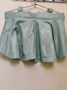Cute Green Top