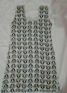 Sleeveless Short Kurti