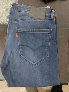 We Are Selling Levi&#39;s Pant ( Original)