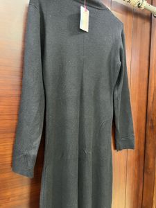 Elegant Black Midi Dress