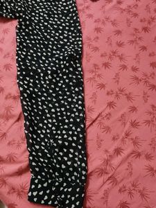 Women Black Heart Print Front Tie Blouse Top