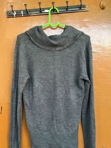 Woolen Turtle Neck Sweater