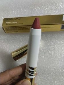 Myglamm Lip Crayon -biscoti