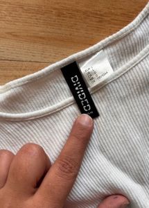 H&amp;M White Ribbed Drawstring Top