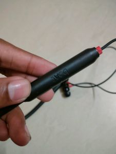 Boat 185 Neckband