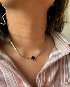 Clover Snake Chain