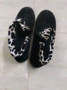 Black Colour Used Boots