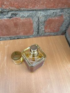 Devoue Lilac Perfume