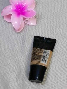 Maybelline Fit Me Foundation - 128