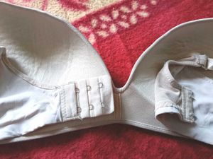 Beige seamless padded wireless Comfortable Everyda