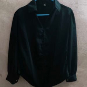 Elegant Pinteresty Black Top