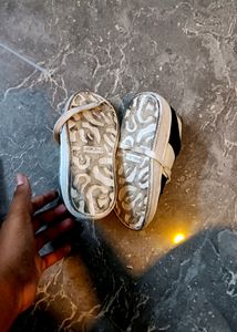 NIKE SNEAKERS FOR KIDS