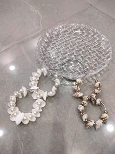 Seashell &amp; Pearl Beaded Circle Earring