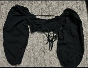 Trendyol Black Puff-Sleeve Crop Top with Crisscros