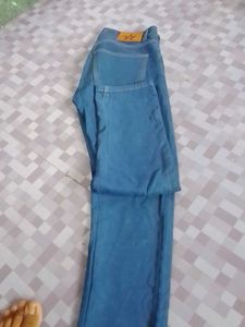 Classic Denim Jeans - Versatile Style