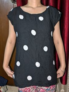 Black Polka Dot Tshirt