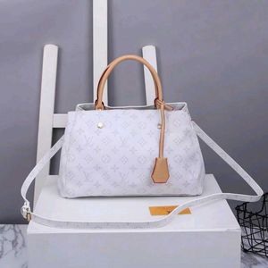 LOUIS VUITTON MONTAIGNE* PREMIUM HANDBAG