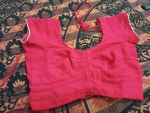 Beautiful Hot Pink Blouse 💗🌸