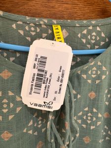 Elegant GREEN  Printed Kurta- w/ Price tag