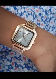 Rose Gold Women&#39;s Watch