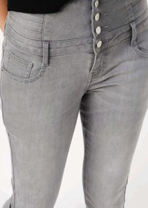 ✅️NEW PRODUCT Super Stretchable High Waist Jeans F