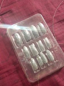 Sparkly Silver Press-On Nails