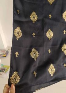Black & Gold Patterned Fabric