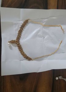 Elegant Gold Necklace