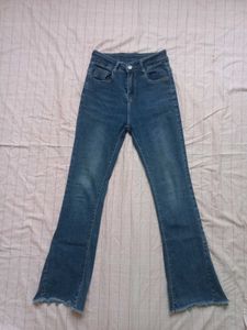 Low Raise Simple Flare Jeans
