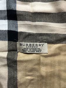 Burberry Classic Checks Scarf UNISEX